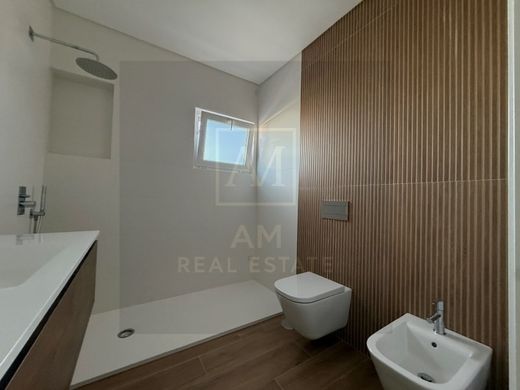 Luxury House for sale in Seixal, 525 000 €, Photo 3