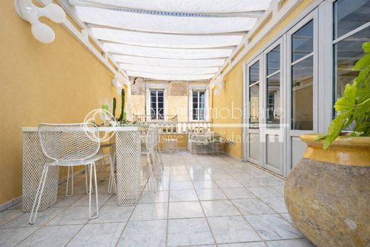 Luxury Apartment for sale in Pietrasanta, 2 600 000 €, Photo 1