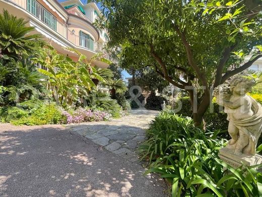 Luxury House for sale in San Remo, 1 500 000 €, Photo 1