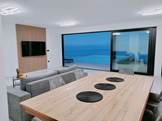 Maison de luxe à vendre à Opatija, 845 000 €, Photo 4