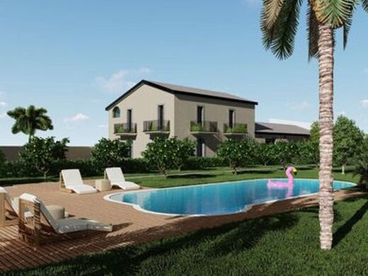 Luxury House for sale in Taormina, 570 000 €, Photo 1