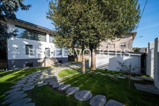 Luxury House for sale in Castellanza, 790 000 €, Photo 2