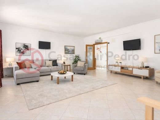 Luxury House for sale in Seixal, 629 999 €, Photo 2