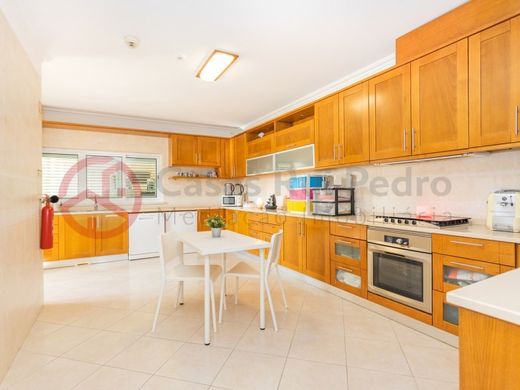 Luxury House for sale in Seixal, 629 999 €, Photo 6