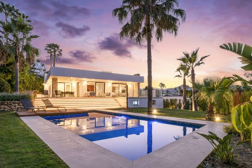Luxury House for sale in Marbella, 2 995 000 €, Photo 2