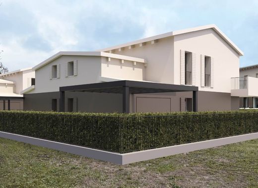 Luxury House for sale in Martellago, 420 000 €, Photo 1