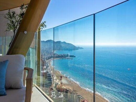 Luxury Apartment for sale in Benidorm, 1 785 000 €, Photo 1