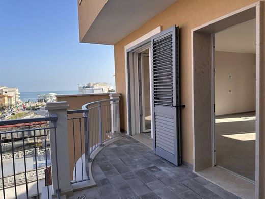 Appartement de luxe à vendre à Senigallia, 630 000 €, Photo 5