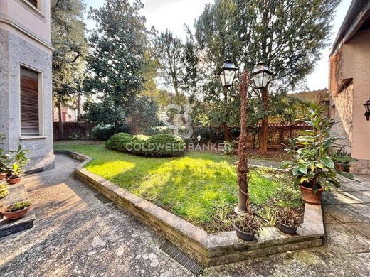 Luxury House for sale in Monza, 2 950 000 €, Photo 4