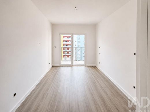 Appartement de luxe à vendre à Corroios, 445 000 €, Photo 5