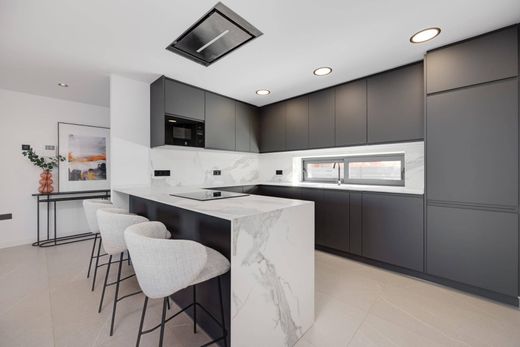 Maison de luxe à vendre à Torrevieja, 595 000 €, Photo 6