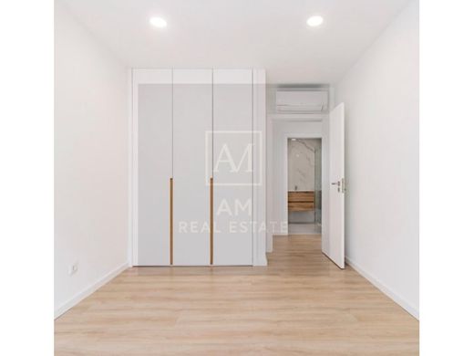 Luxury House for sale in Seixal, 420 000 €, Photo 5