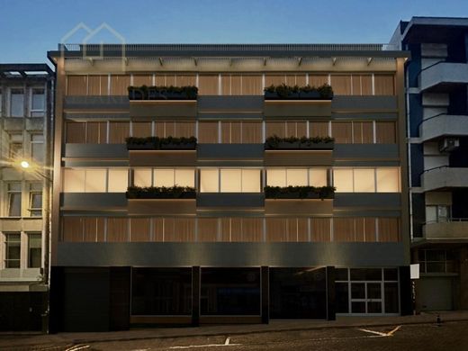 Appartement de luxe à vendre à Porto, 450 000 €, Photo 3