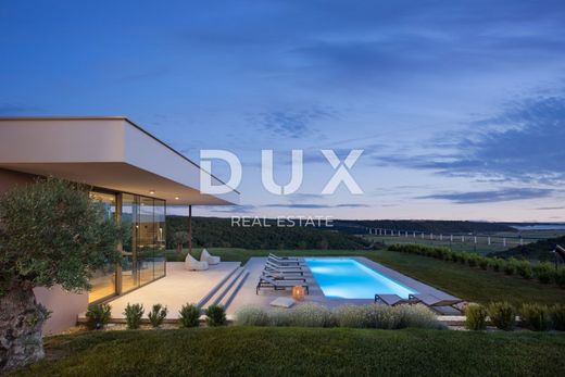 Maison de luxe à vendre à Novigrad, 1 400 000 €, Photo 3