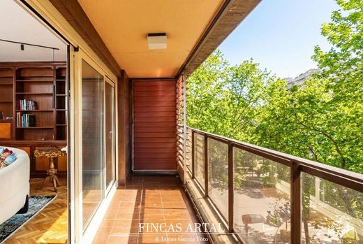 Luxury Apartment for sale in Zaragoza, 720 000 €, Photo 3