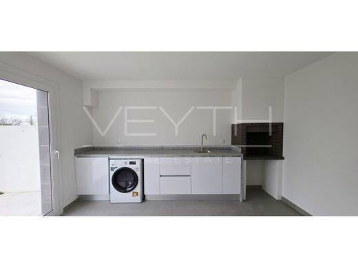 Luxury House for sale in Seixal, 775 000 €, Photo 5
