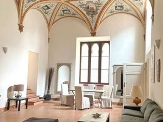 Luxury Apartment for sale in Siena, 750 000 €, Photo 1