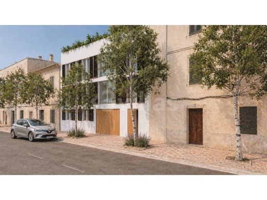 Luxury Apartment for sale in Maó, 450 000 €, Photo 1