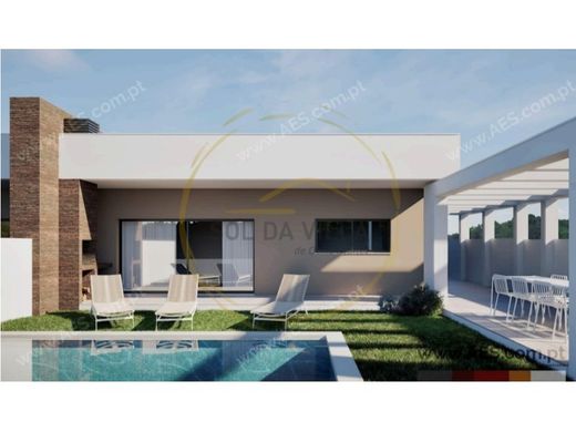 Luxury House for sale in Seixal, 697 000 €, Photo 1