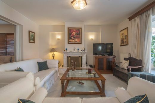 Luxury Apartment for sale in Paleó Fáliro, 630 000 €, Photo 1