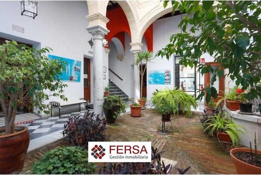Luxury House for sale in El Puerto de Santa María, 1 380 000 €, Photo 1