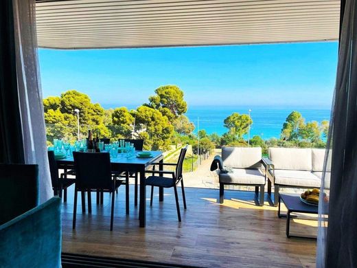 Luxury Apartment for sale in Villajoyosa, 670 000 €, Photo 3