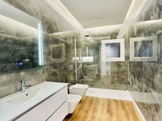 Luxury House for sale in Seixal, 550 000 €, Photo 4