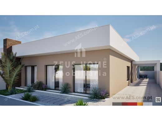 Luxury House for sale in Seixal, 697 000 €, Photo 4