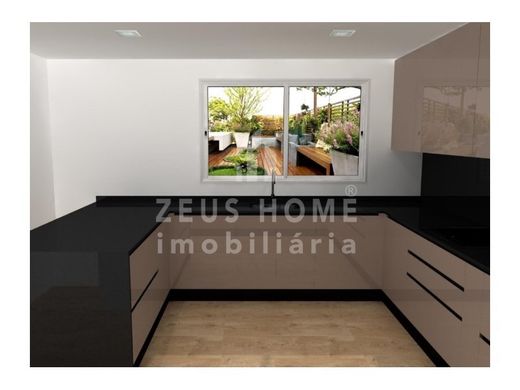 Luxury House for sale in Seixal, 697 000 €, Photo 7