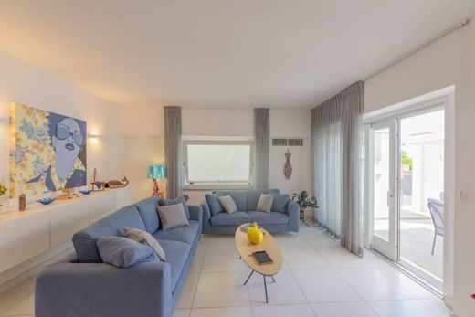Luxury Apartment for sale in Capri, 790 000 €, Photo 1