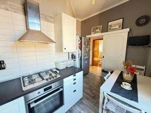 Luxury Apartment for sale in Rome, 990 000 €, Photo 6