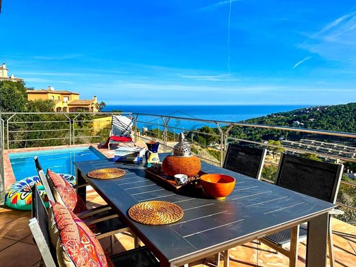 Maison de luxe à vendre à Begur, 780 000 €, Photo 1