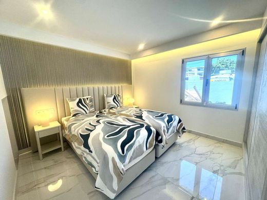 Appartement de luxe à vendre à Puerto Del Carmen, 585 000 €, Photo 2