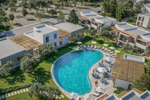 Luxury House for sale in Gerakiní, 400 000 €, Photo 1