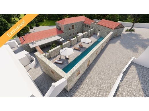 Luxury House for sale in Torres Vedras, 415 000 €, Photo 1