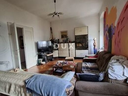 Luxury Apartment for sale in Rovinj, 437 000 €, Photo 4