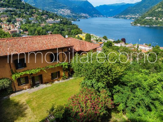 Luxury House for sale in Como, 2 850 000 €, Photo 1