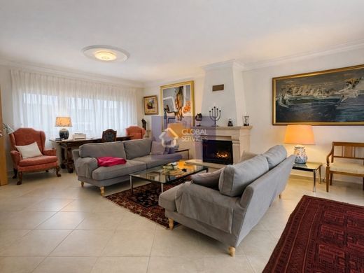 Luxury House for sale in Portimão, 575 000 €, Photo 2