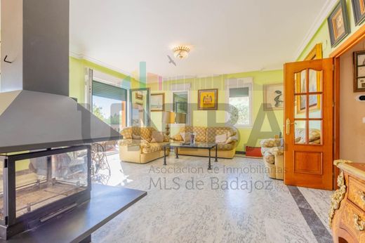 Luxury House for sale in Badajoz, 600 000 €, Photo 7