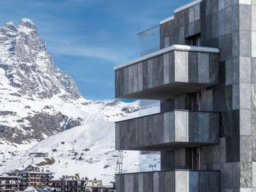 Luxury Apartment for sale in Valtournenche, 1 375 000 €, Photo 2