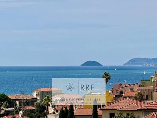 Luxury House for sale in Borgio, 750 000 €, Photo 5