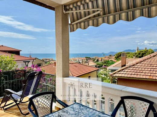 Luxury House for sale in Borgio, 750 000 €, Photo 6