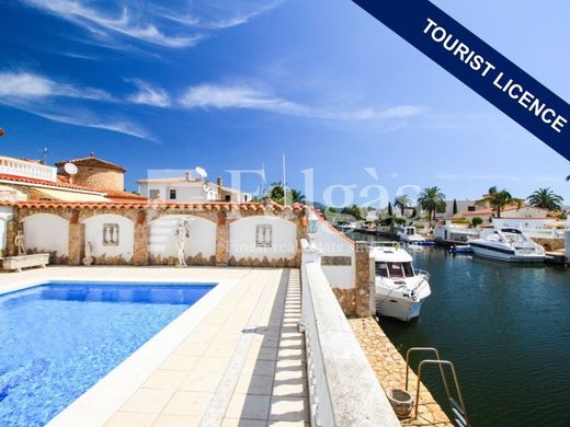 Maison de luxe à vendre à Empuriabrava, 1 390 000 €, Photo 1