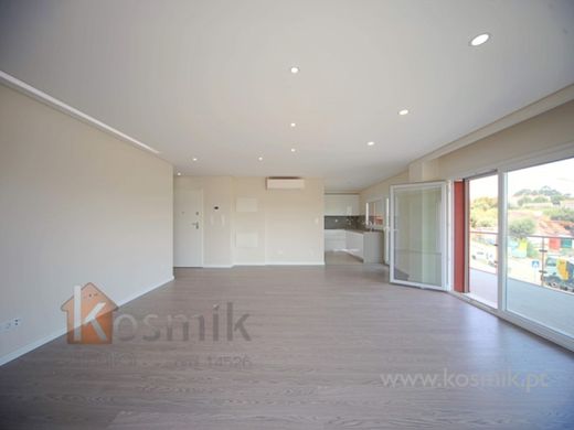 Luxury Apartment for sale in Odivelas, 665 000 €, Photo 3