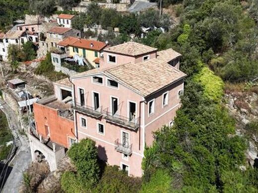 Luxury House for sale in San Remo, 575 000 €, Photo 1