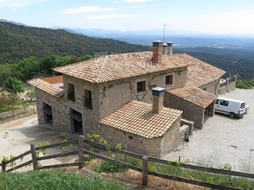 Maison de luxe à vendre à Agullana, 1 550 000 €, Photo 1