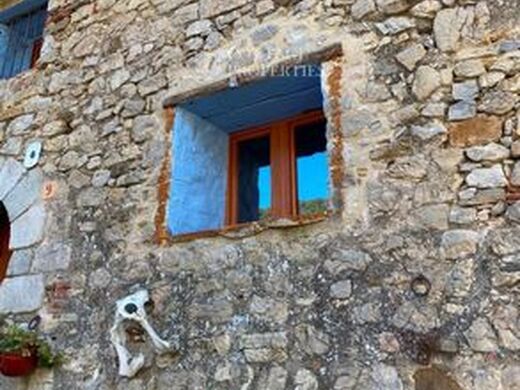 Luxury House for sale in Albanyà, 0 €, Photo 4