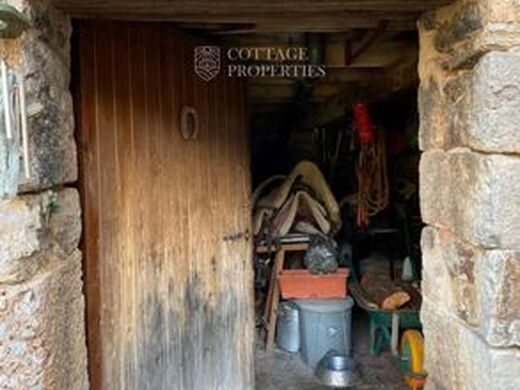 Luxury House for sale in Albanyà, 0 €, Photo 6