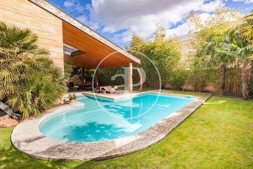 Luxury House for sale in Aravaca, 3 500 000 €, Photo 1