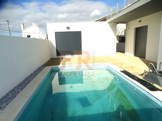 Maison de luxe à vendre à Seixal, 675 000 €, Photo 3